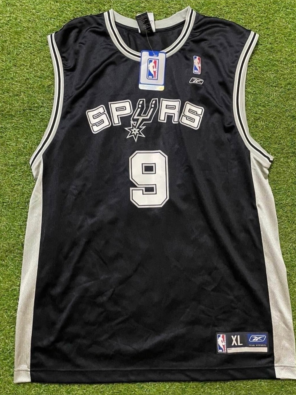 Reebok San Antonio Spurs #9 Jersey - Black & White